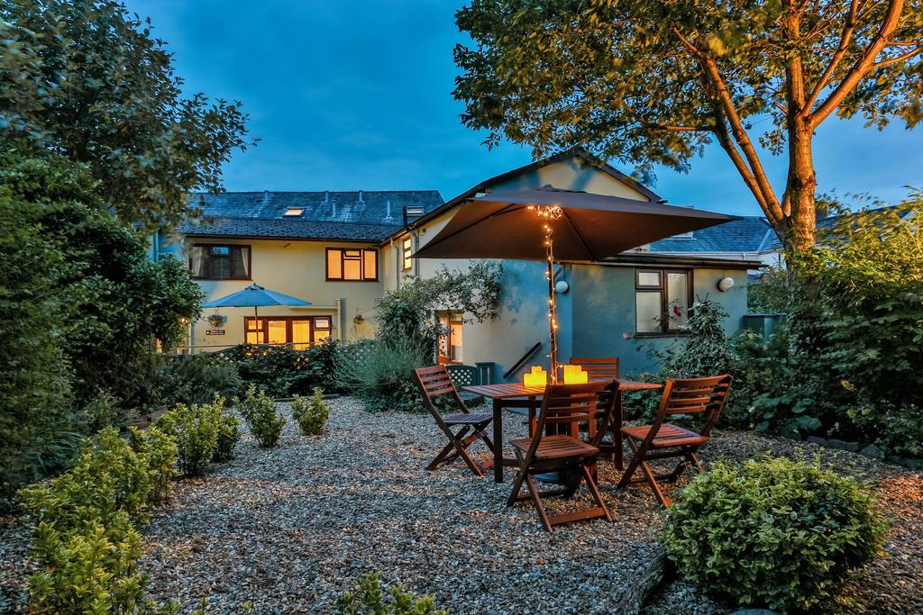 The Coach House Brecon Hotell Exteriör bild